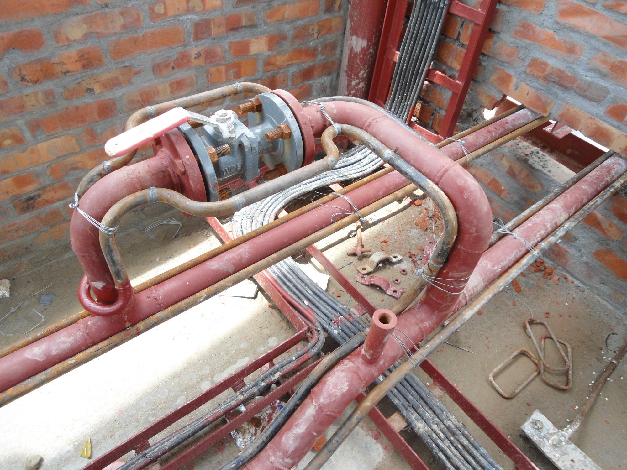 Self Regulating Steam Tracing System At 150 meter In Pimpri 